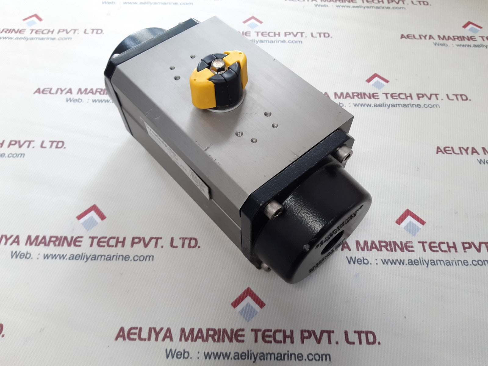Dynaquip controls ap1010 pneumatic actuator