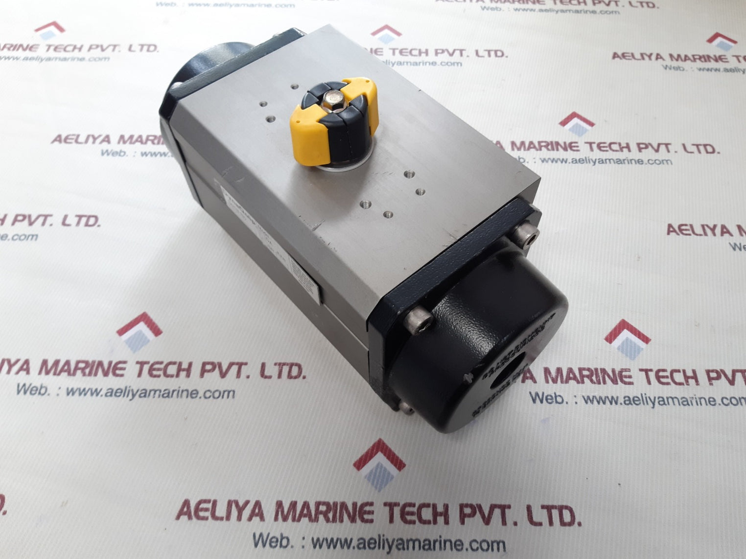 Dynaquip controls ap1010 pneumatic actuator