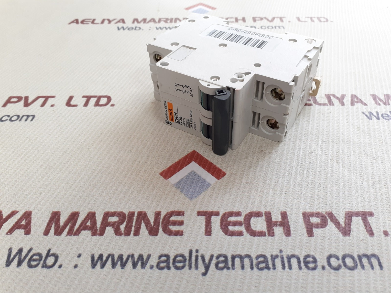 Merlin multi 9 c60h c25 cpole circuit breaker 
