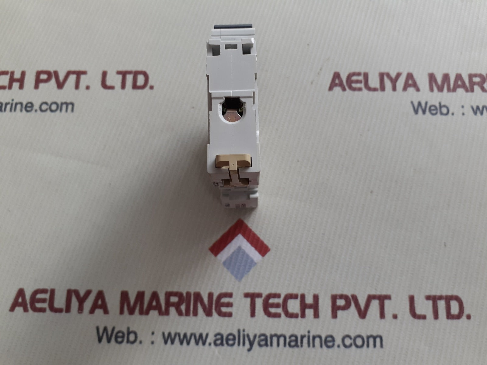 Merlin gerin multi9 c60hb b2 circuit breaker 