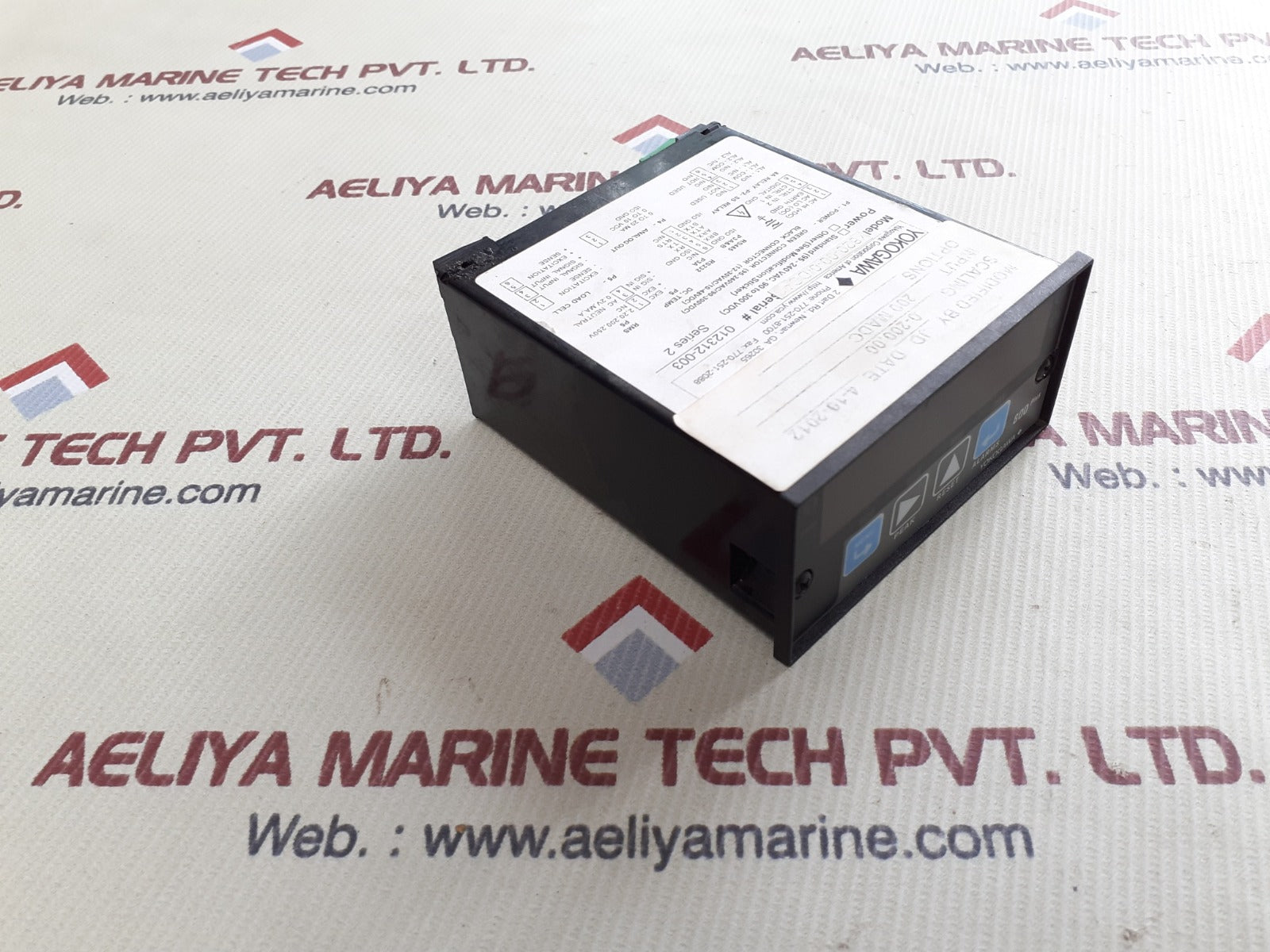 Yokogawa 800 plus universal digital meter y820-00-0/dca3