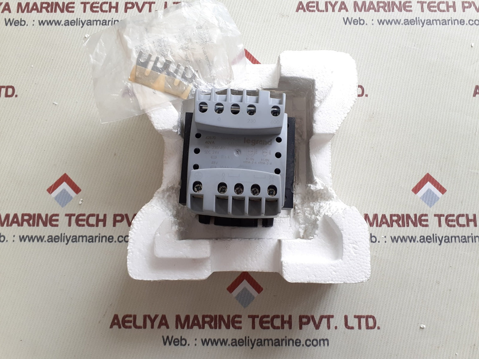 Legrand 42870 compact transformer 