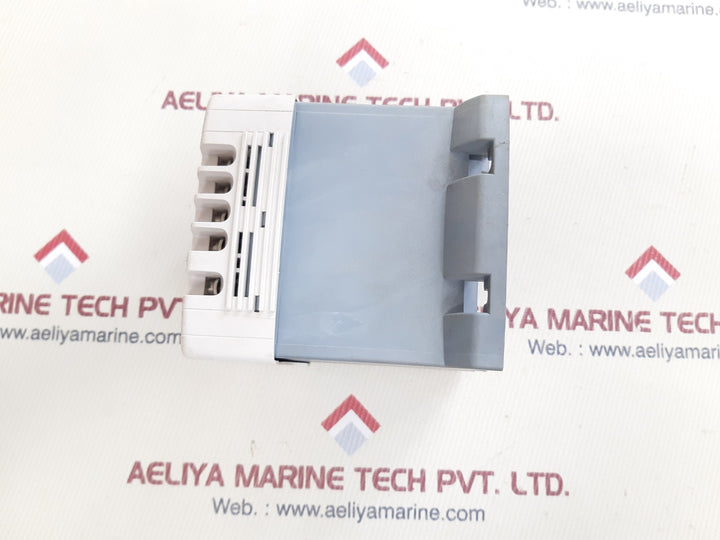 Legrand 44235 50/60hz transformer