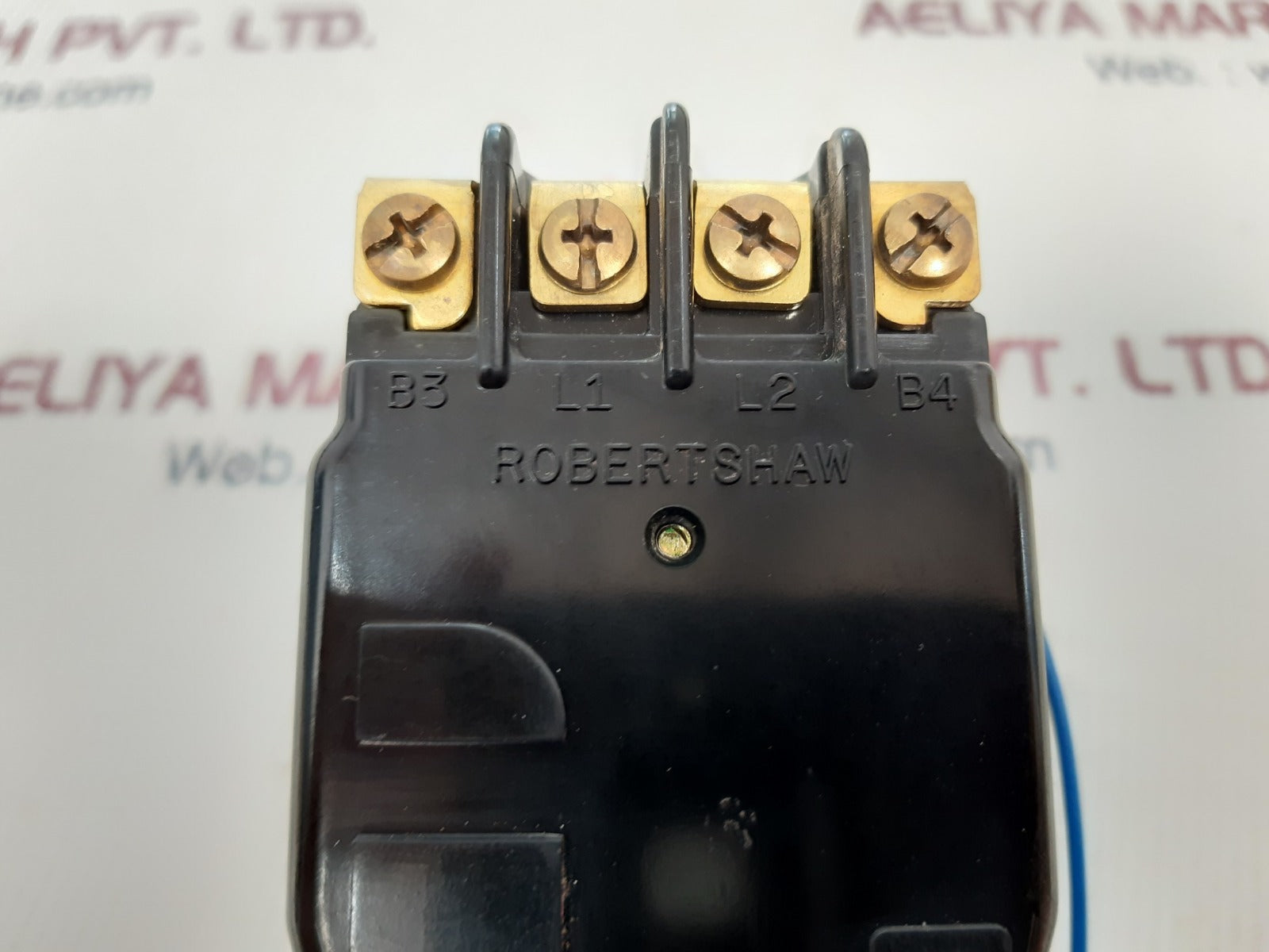 Robertshaw 25a-250v ac thermostat