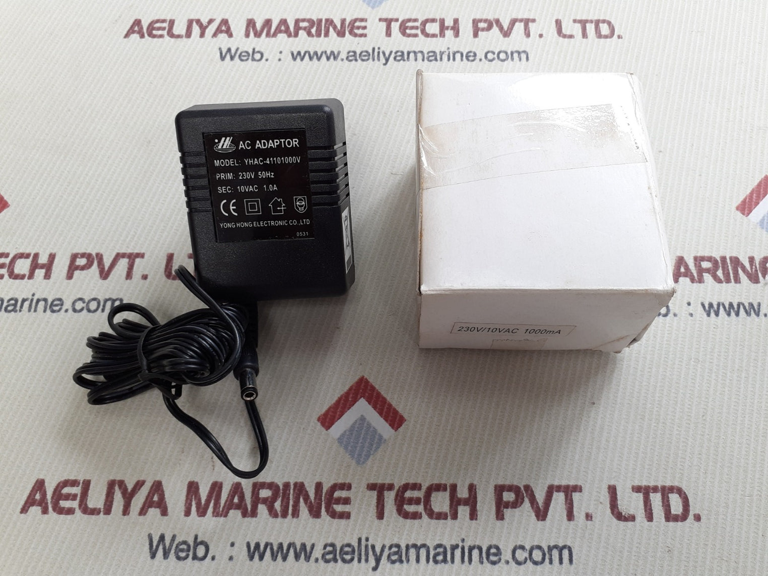 Kvm me21r extender receiver with ac adaptor