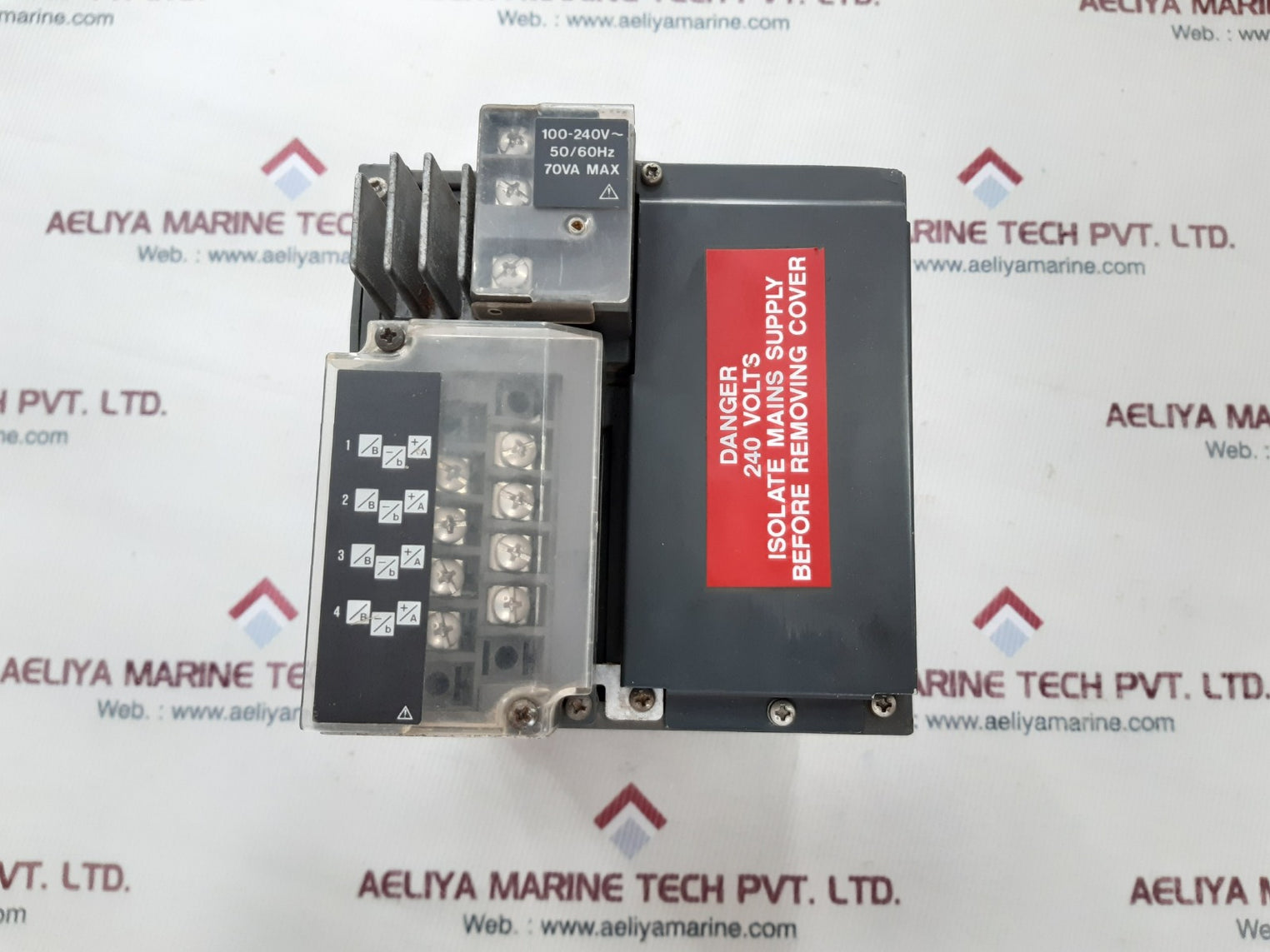 Yokogawa 100-240v~ 50/60hz temperature indicator