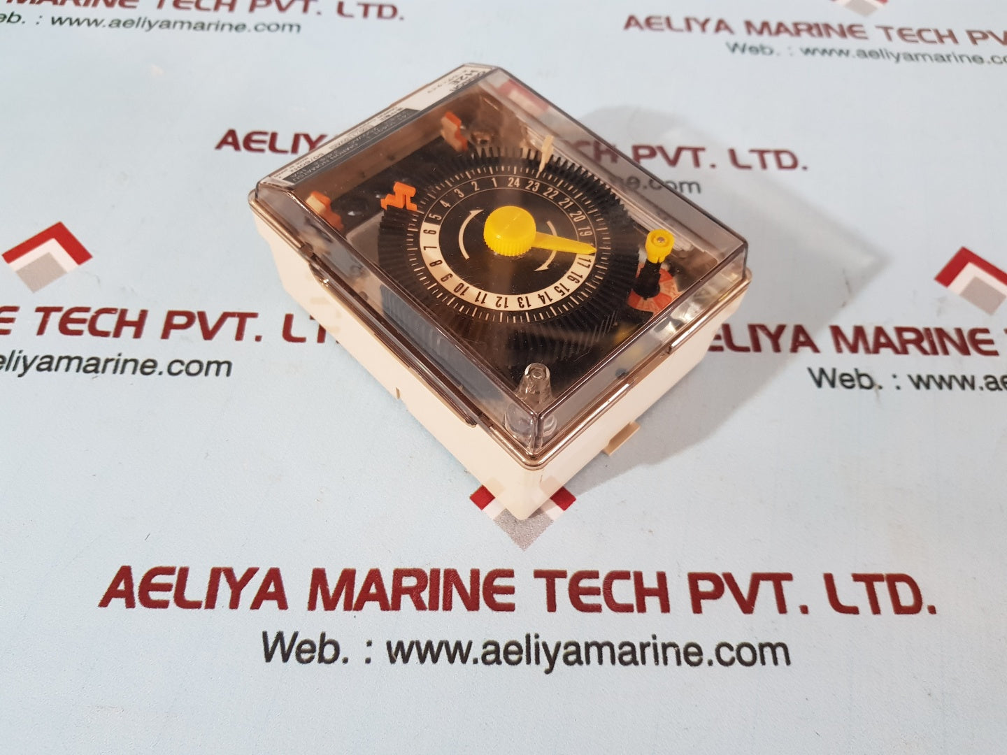 Omron h2e timer switch 100/110v 50/60hz