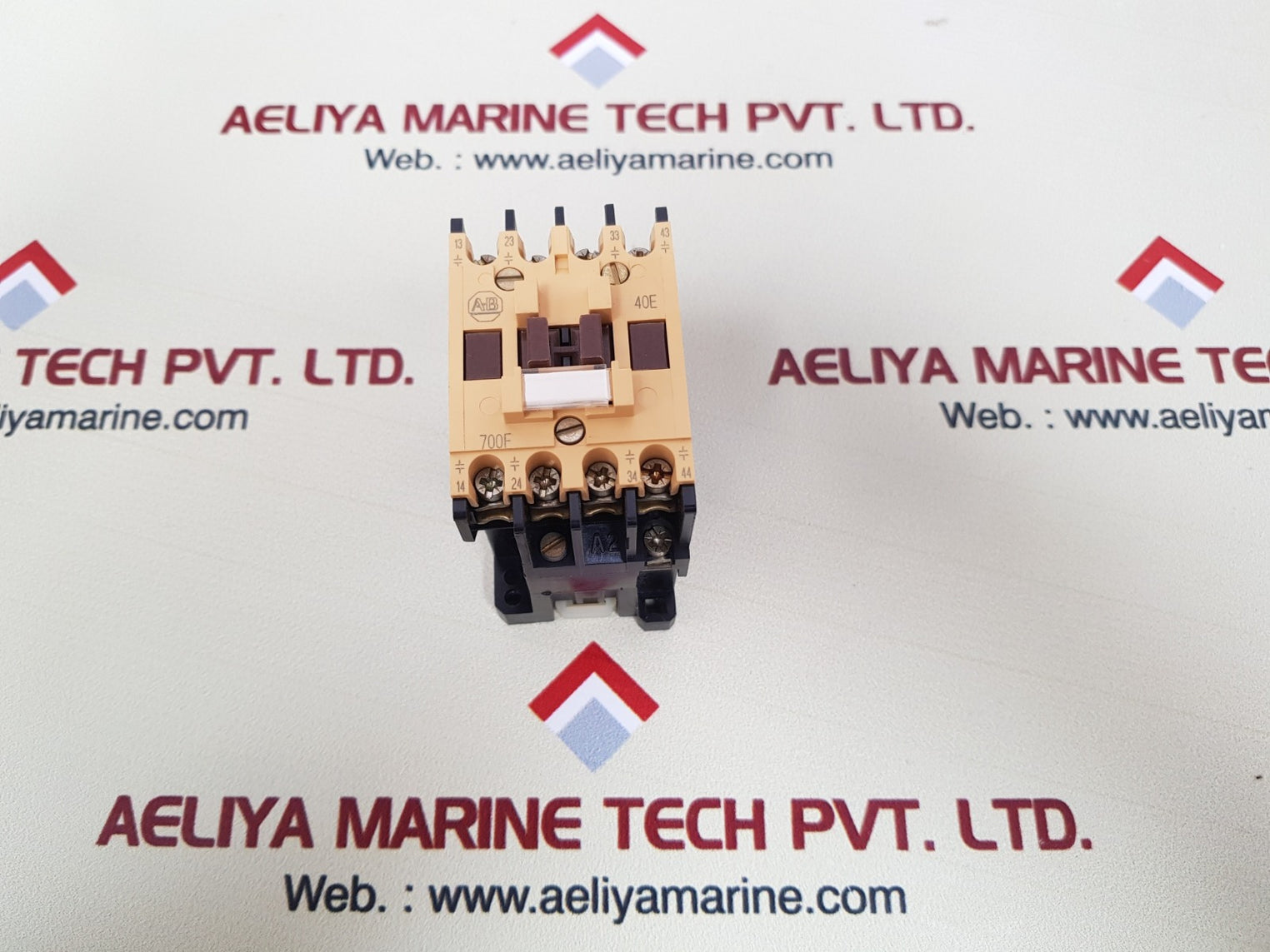 Allen-bradley 700-f400a1 contactor ser.B