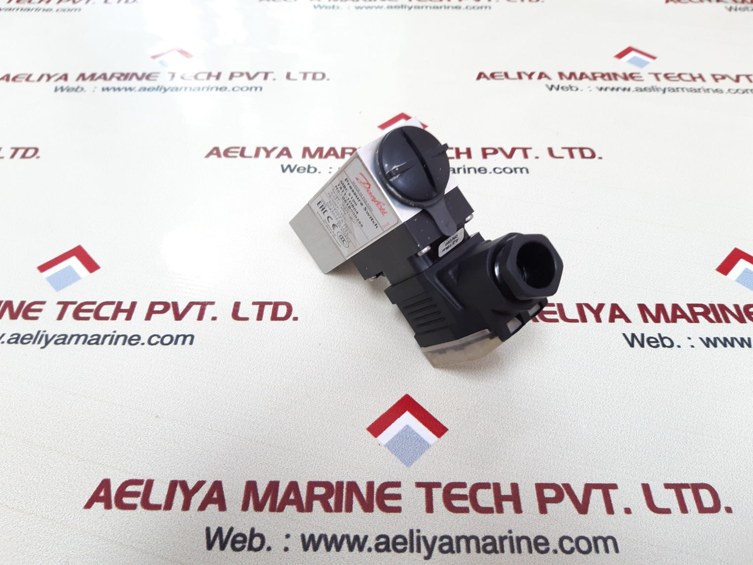 Danfoss mbc 5100 pressure switch 061b000266