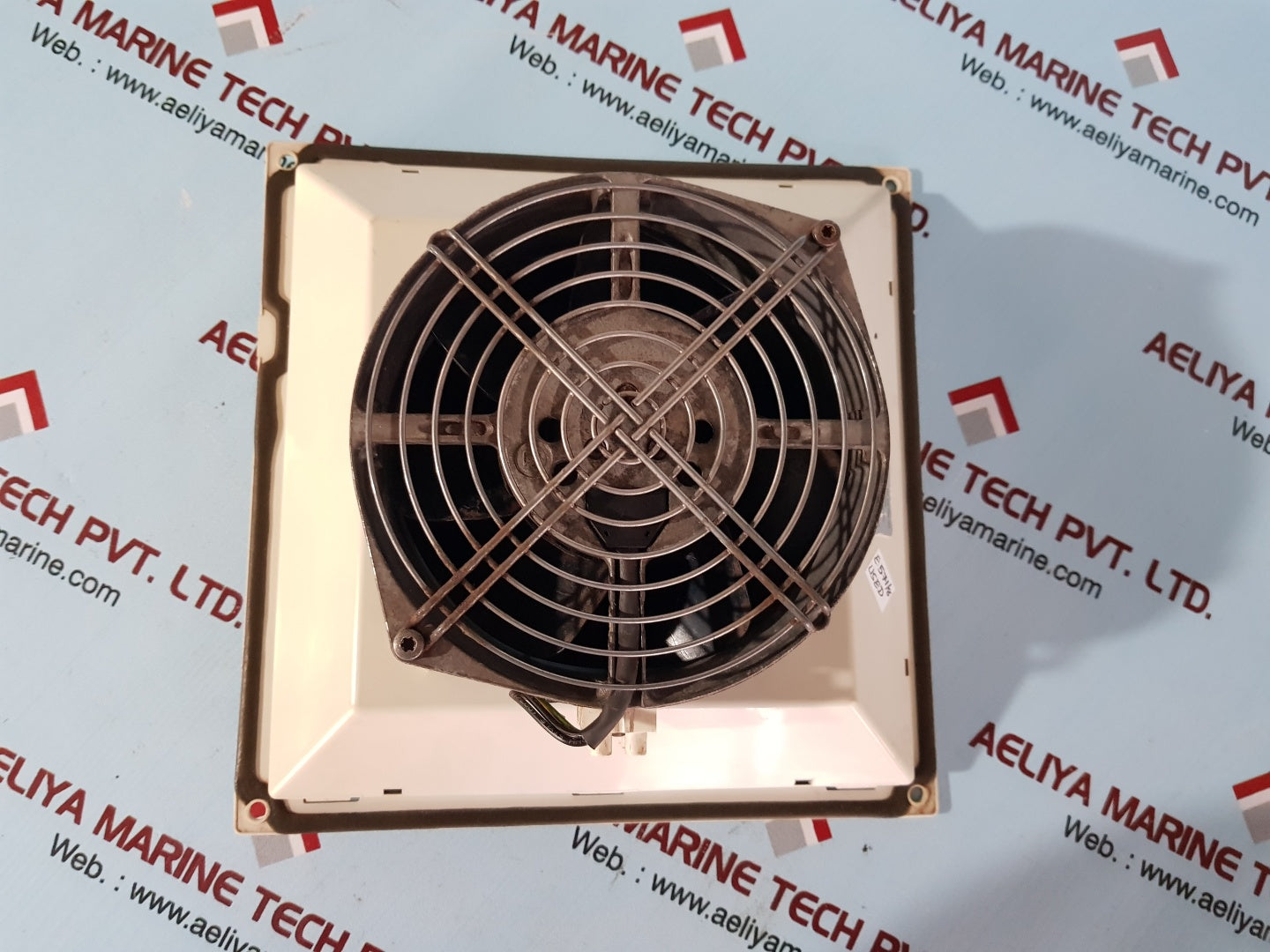 Rittal sk 3325107 fan-and-filter unit