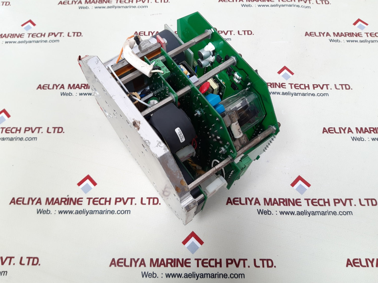 Chentronics 6,104,143