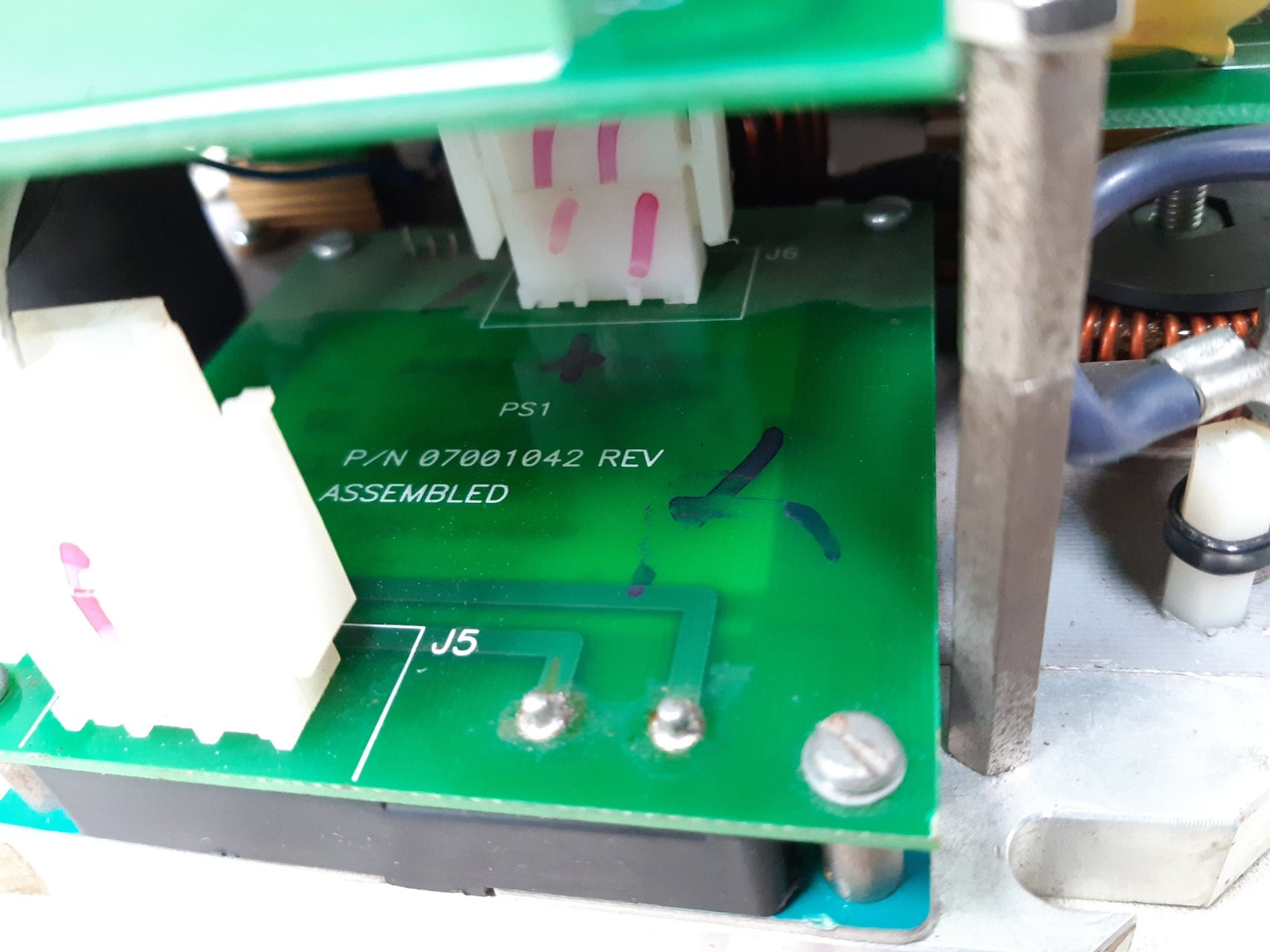 Chentronics 6,104,143