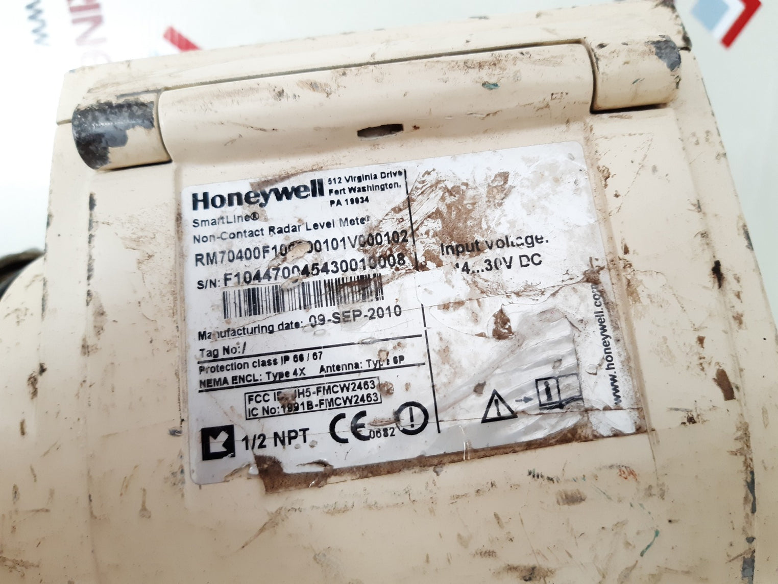 Honeywell non-contact radar level meter