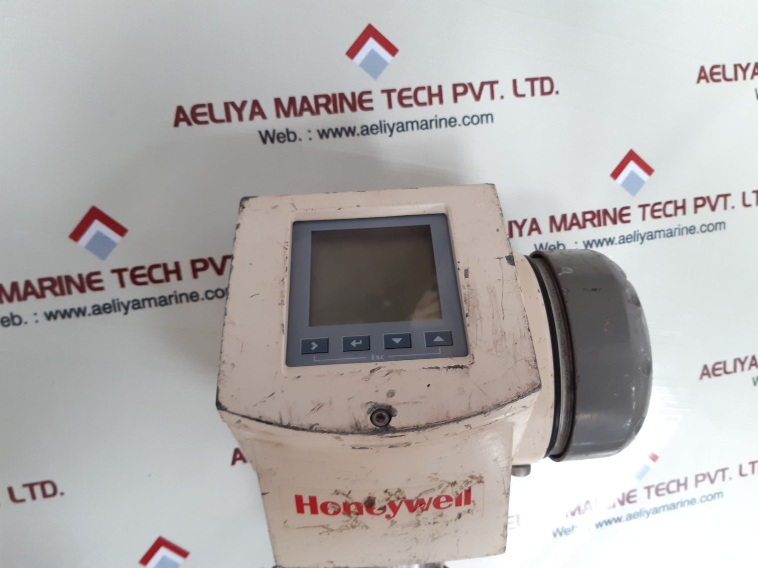 Honeywell non-contact radar level meter