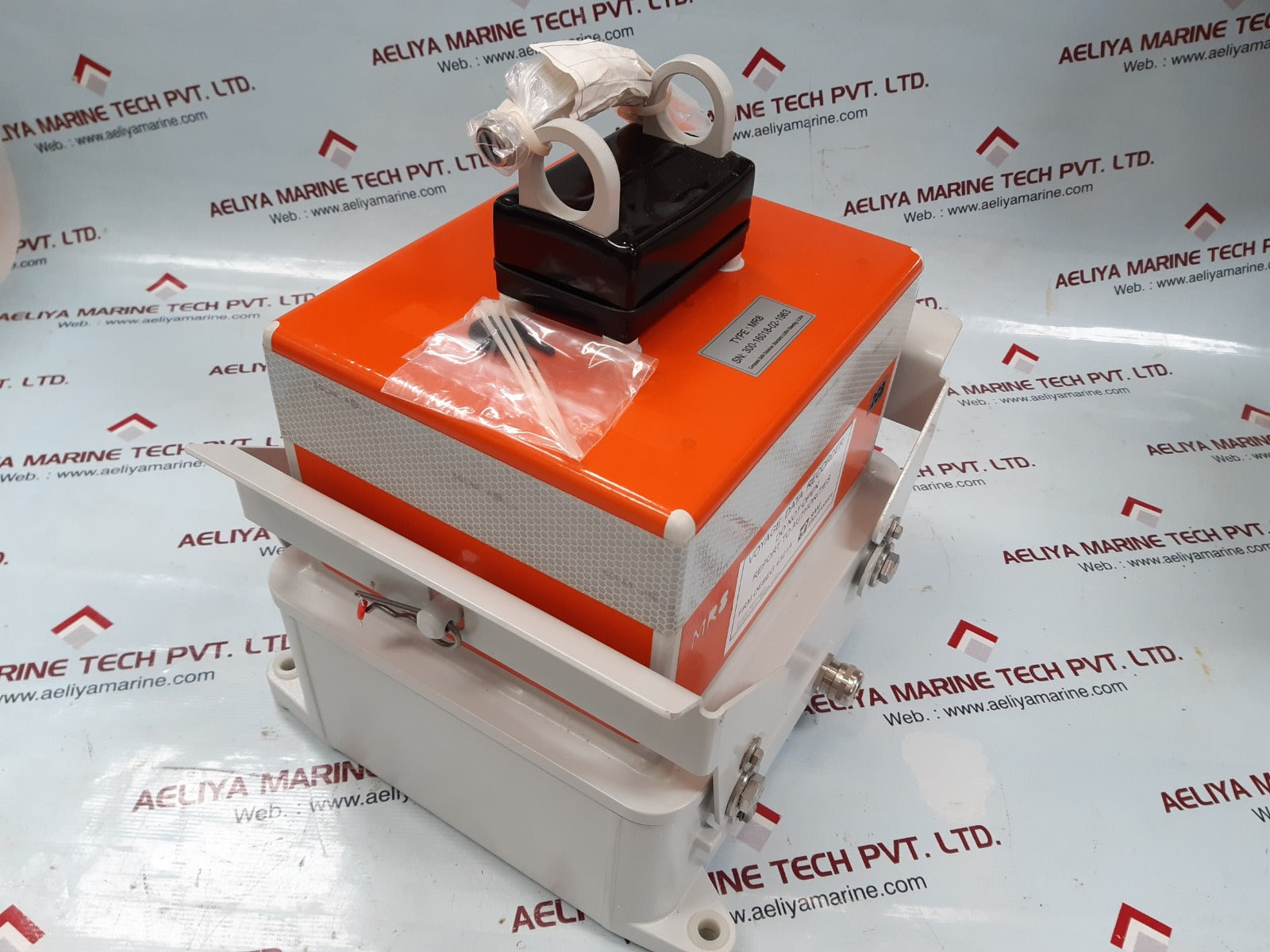 Sam electronics mr8 voyage data recorder