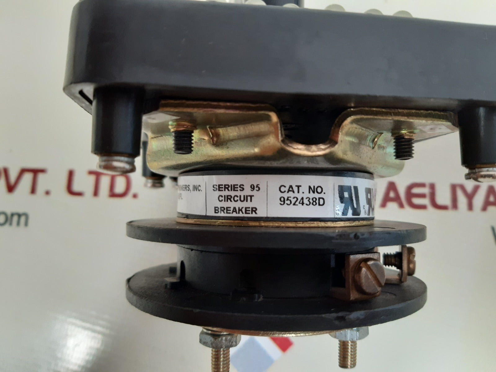 Iti 952438d-L4R120 Tripped breaker control