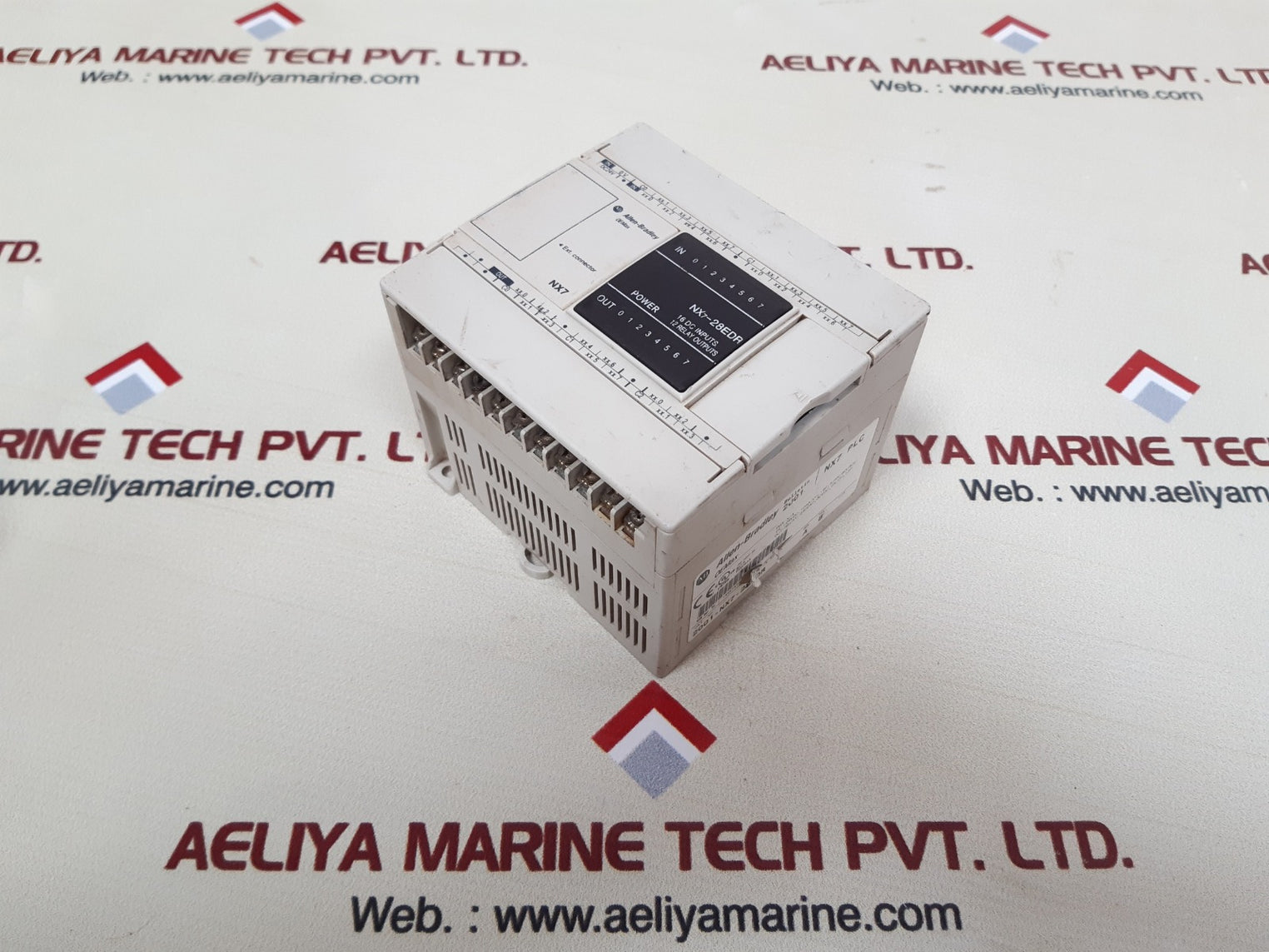 Allen-bradley nx7-28edr 2001-nx7-28edr plc module 12 relay outputs