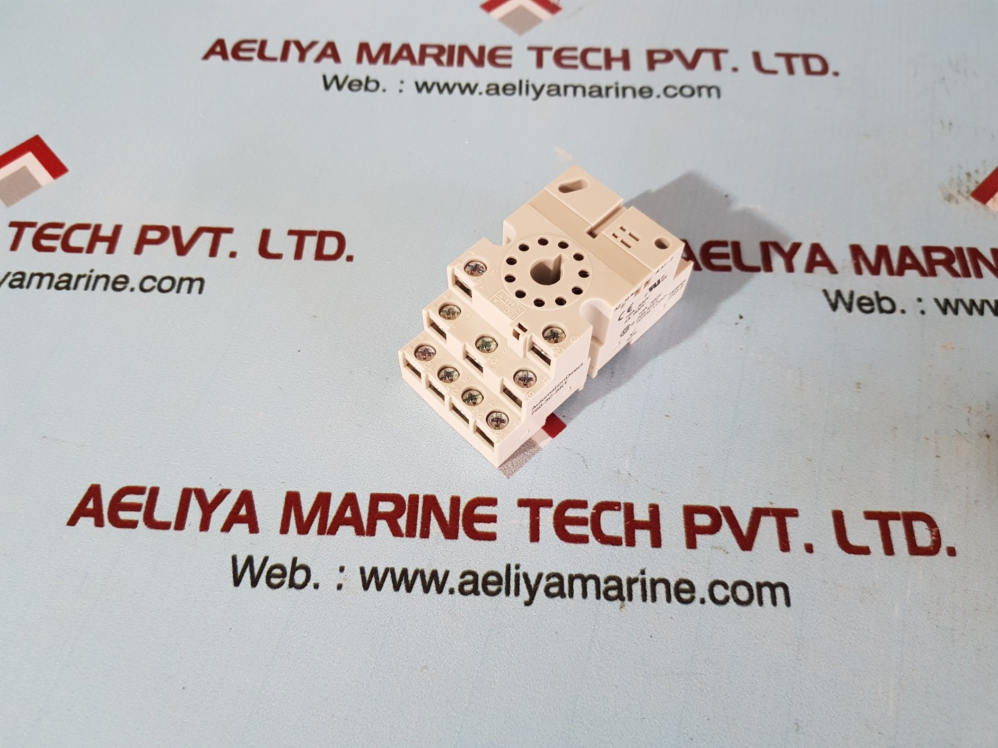 Automation direct 750-3c-skt relay mount base