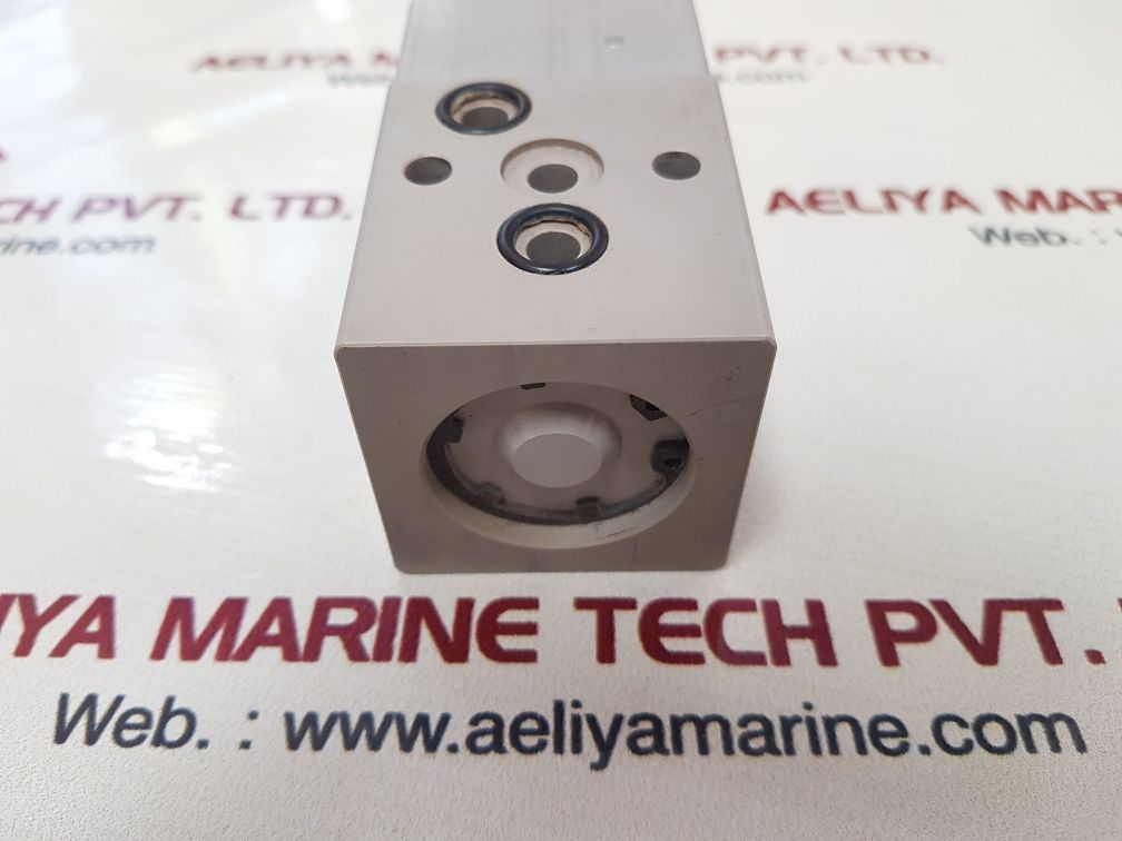 Eugen seitz ag ch-8623 solenoid valve type:784
