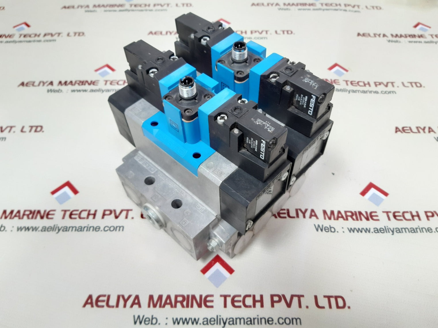 Festo mebh-5/3b-d-2-zsr-c solenoid valve 20.4-26.4v dc