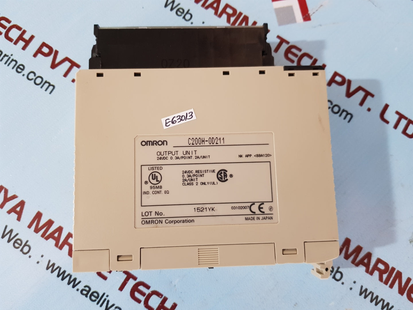 Omron c200h-0d211 output unit