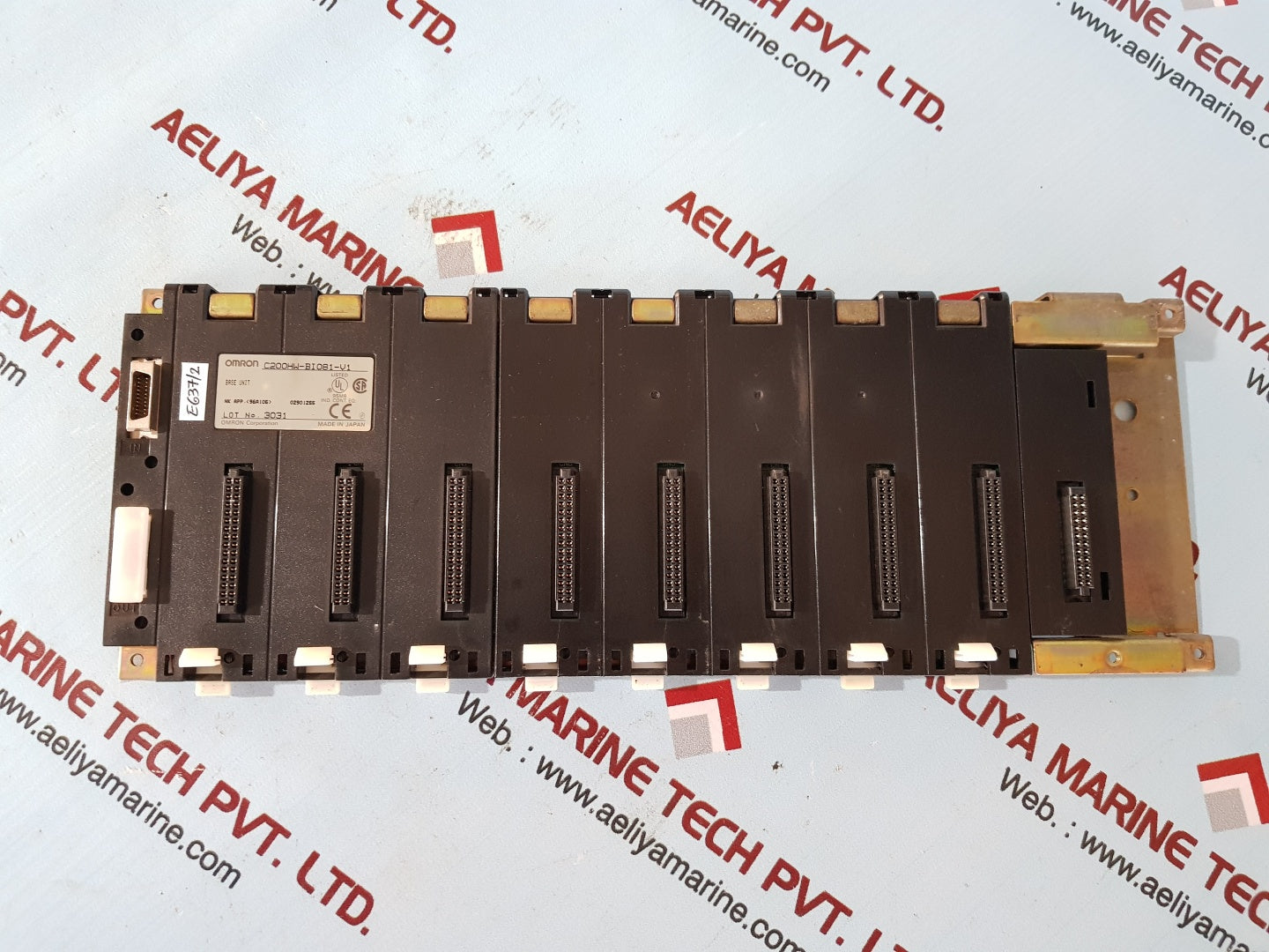 Omron c200hw-bi081-v1 base unit