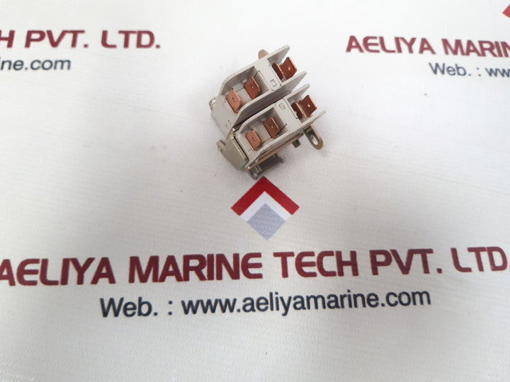 Matsushita axt-1ba 2a 2b auxiliary switch