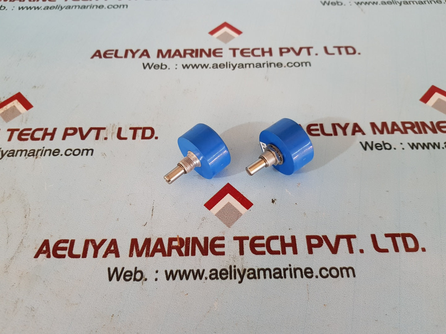 Bourns 6657s-1-502 potentiometer