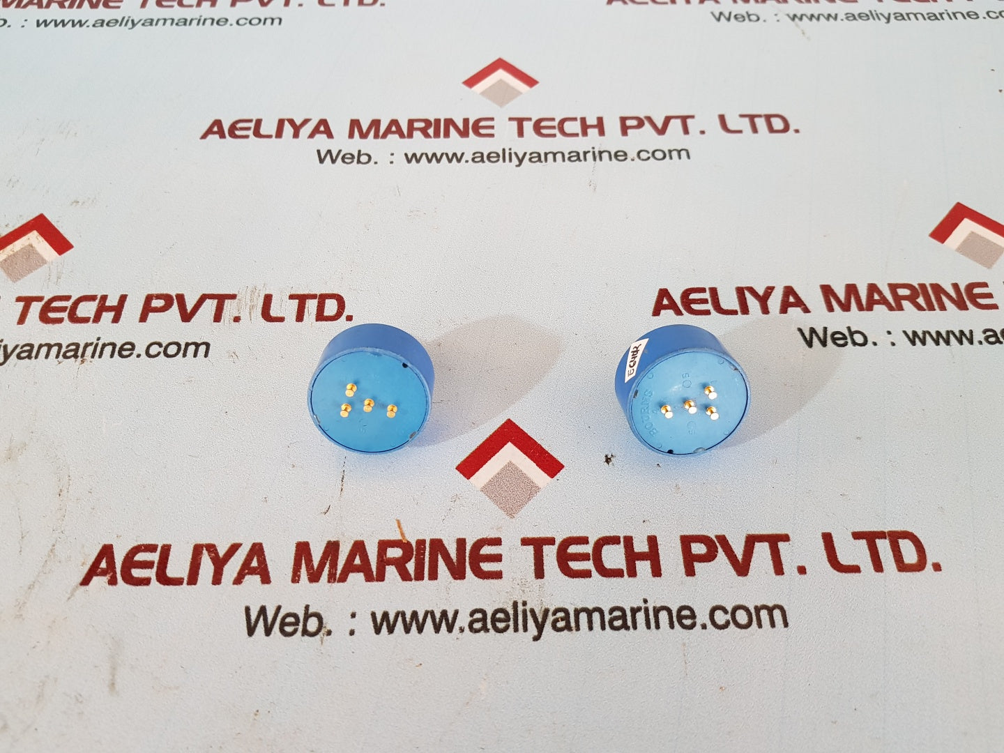 Bourns 6657s-51-502 rotary potentiometer