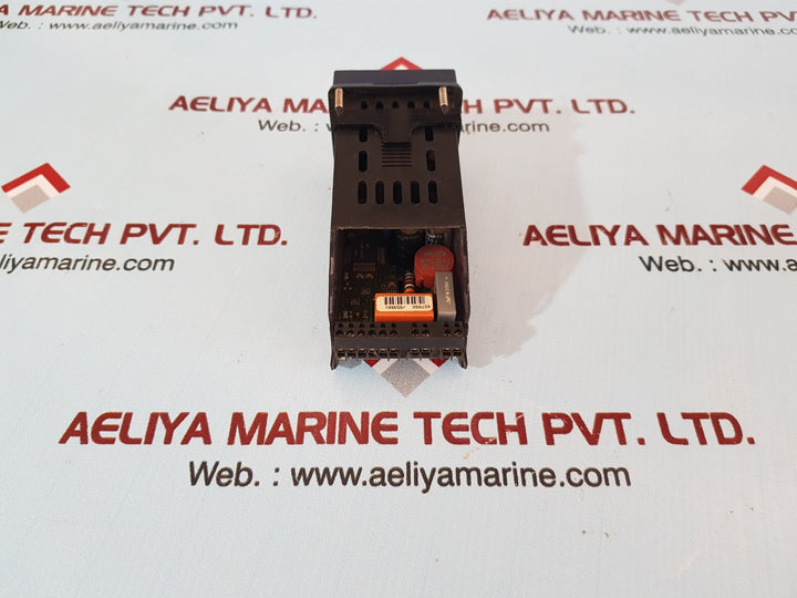 Jumo itron 16 702041/88-888-000-23/061 temperature controller