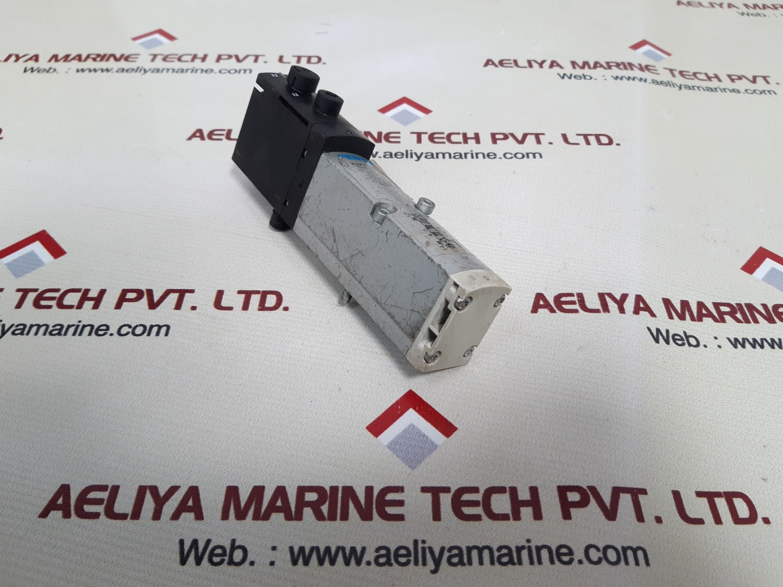 Festo vsva-b-p53e-zd-a1-1t1l solenoid valve