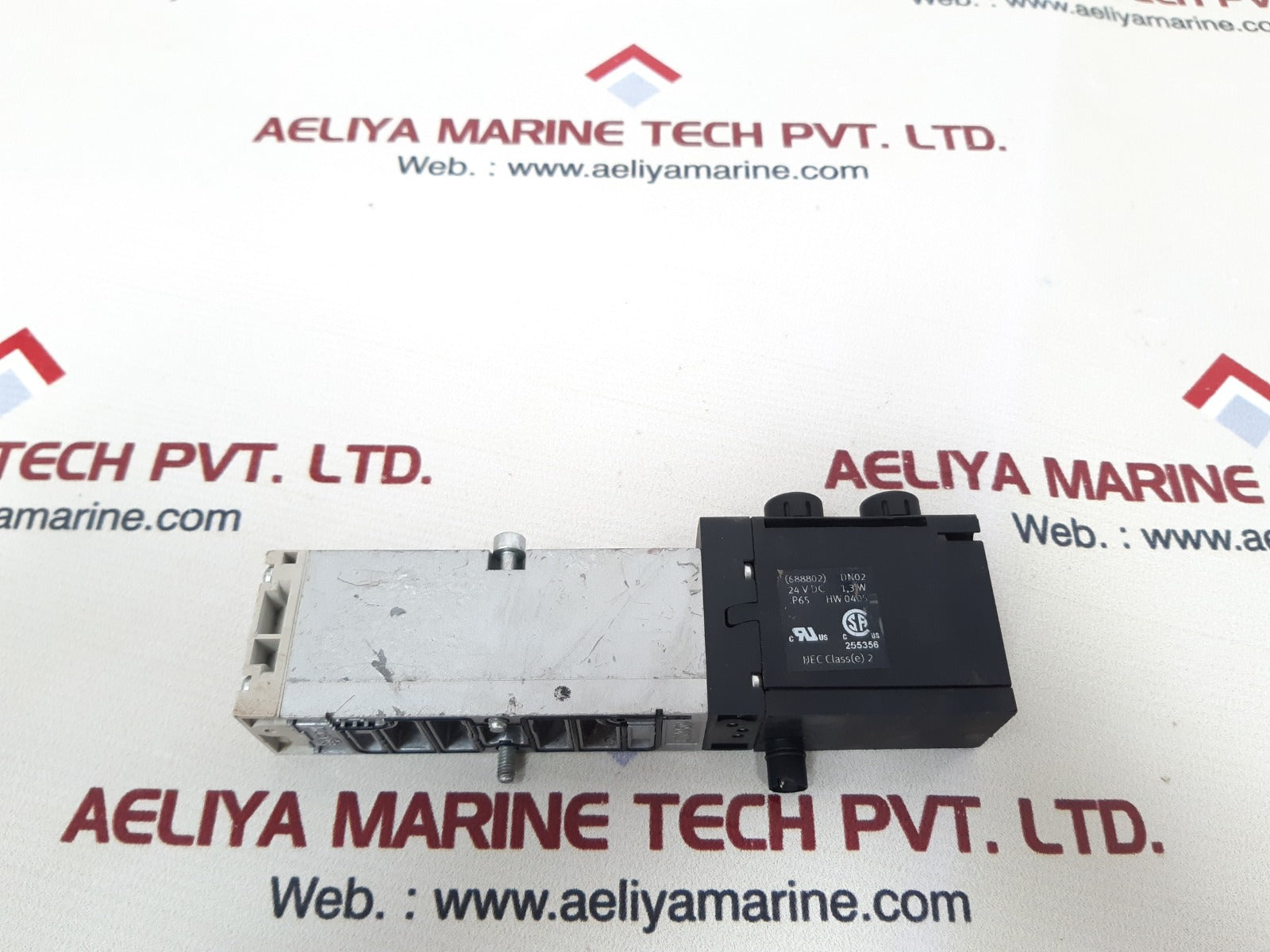 Festo vsva-b-t32c-azd-a1-1t1l solenoid valve dn02