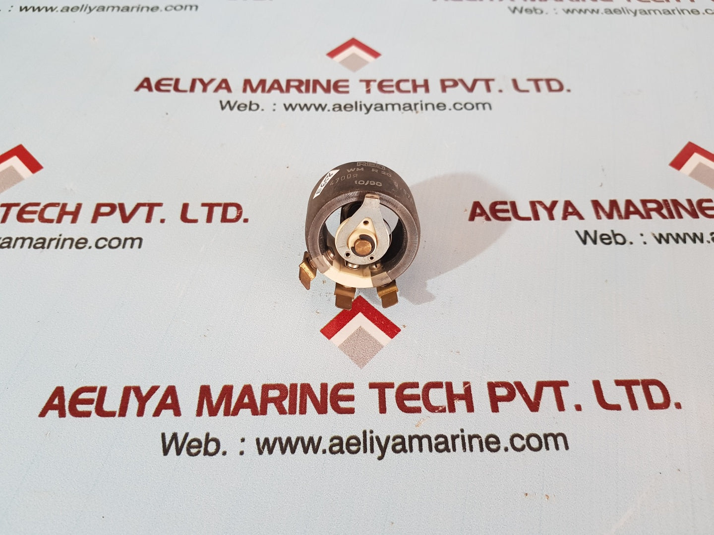 Red wm r20 4700 ohm 0,07a potentiometer