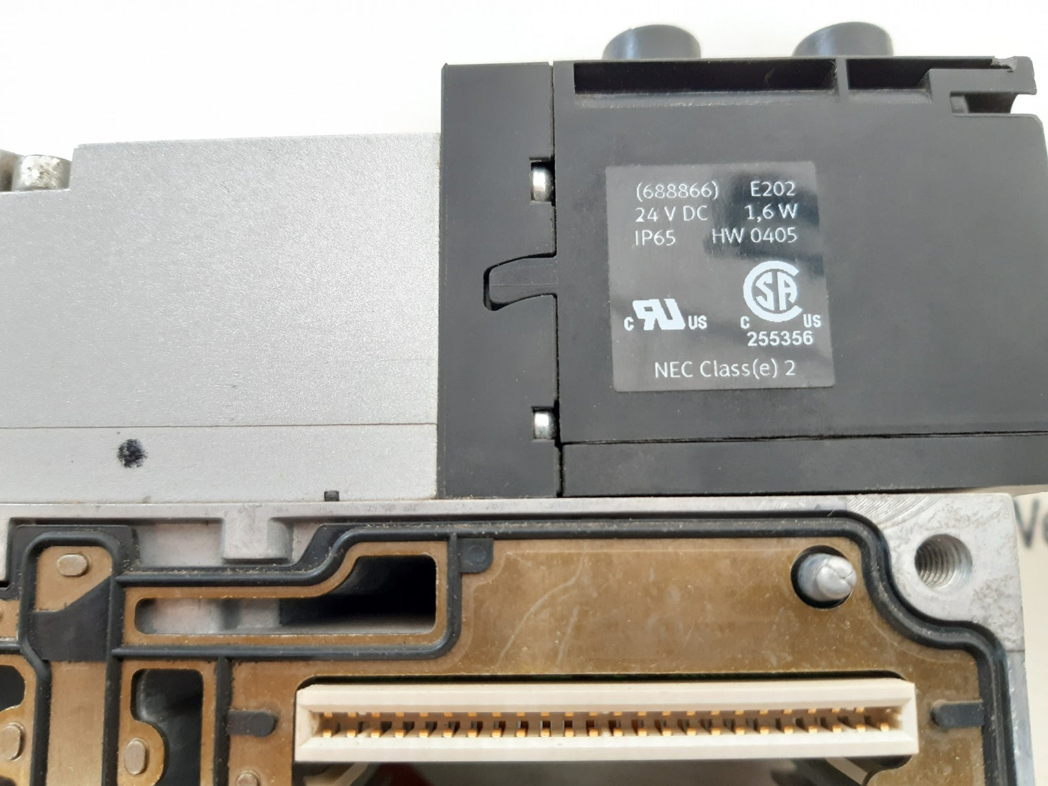 Festo vsva-b-b52-zd-a1-1t1l solenoid valve vabv-s4-1s-g14-2t2