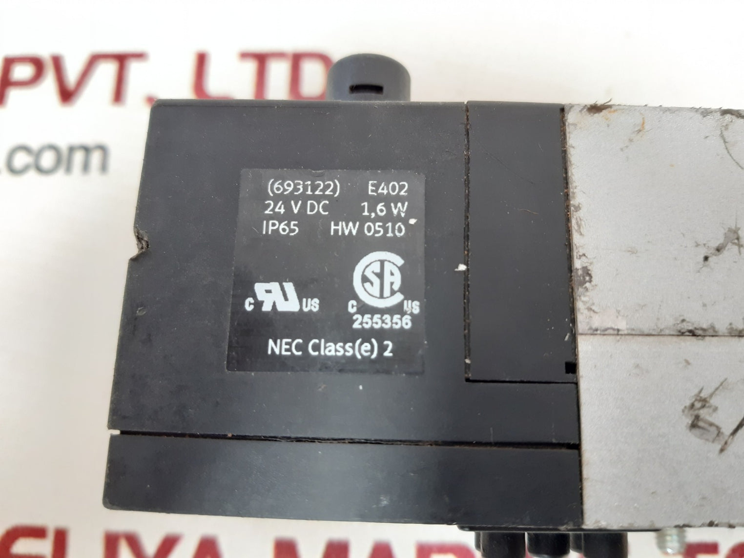 Festo vsva-b-p53u-zd-d1-1t1l solenoid valve