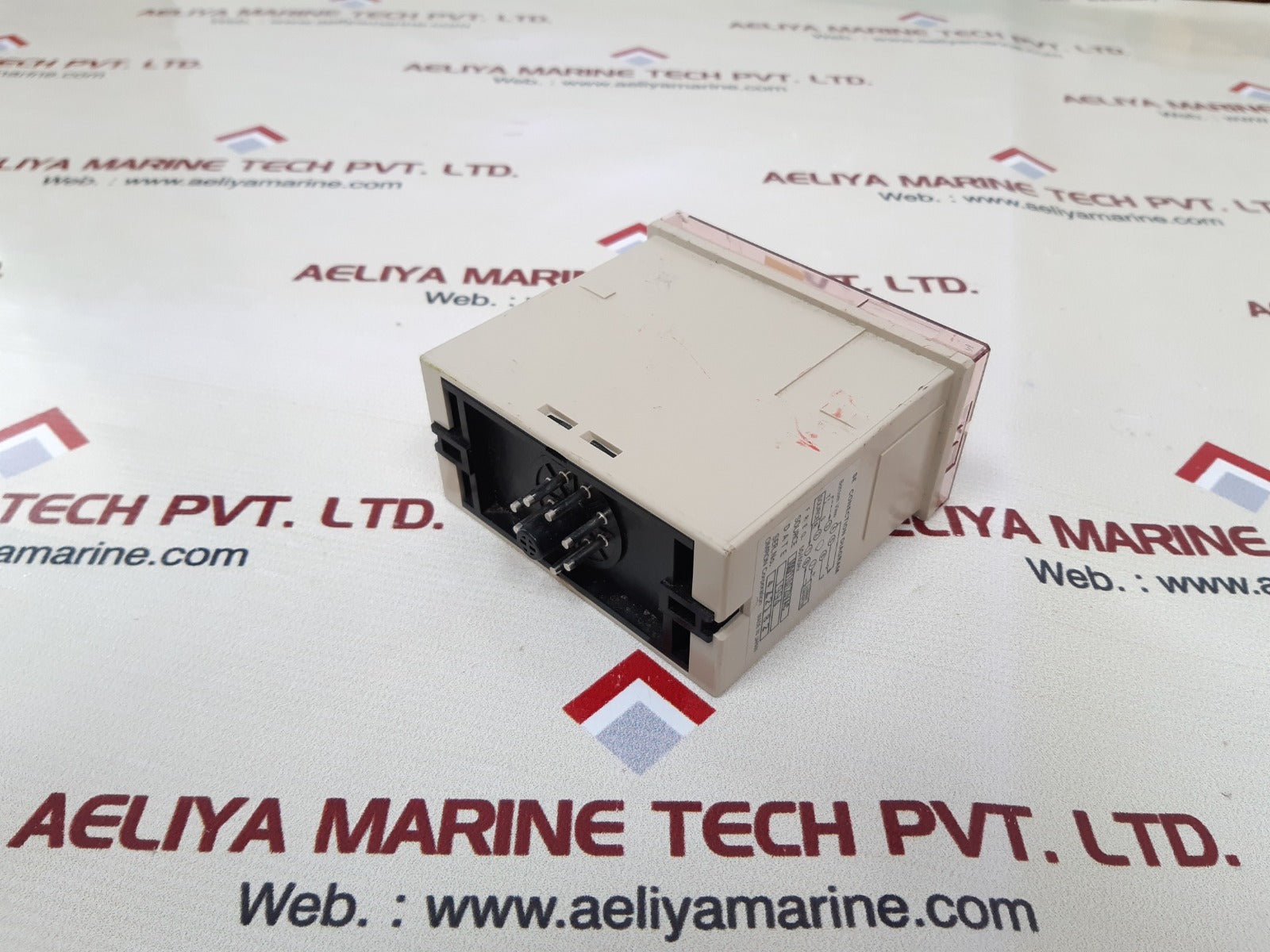 Omron se-sp1n motor relay 100/110/120vac