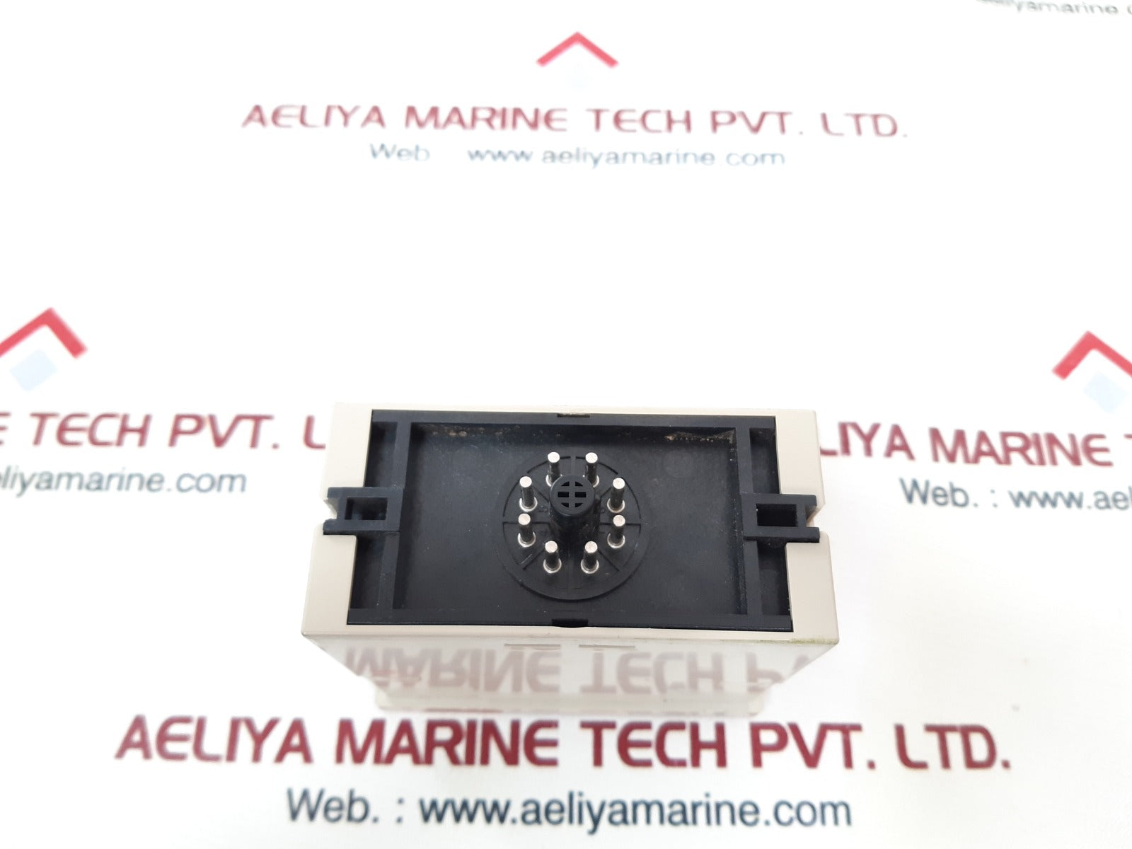 Omron se-sp1n motor relay 100/110/120vac