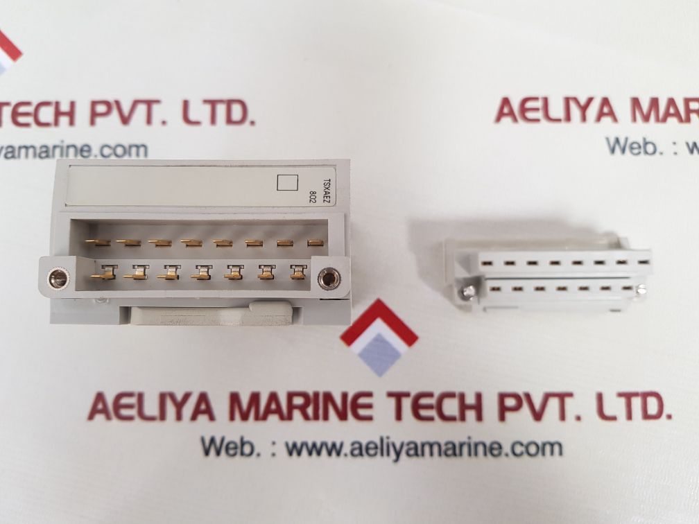 Schneider tsx micro tsxaez802 module
