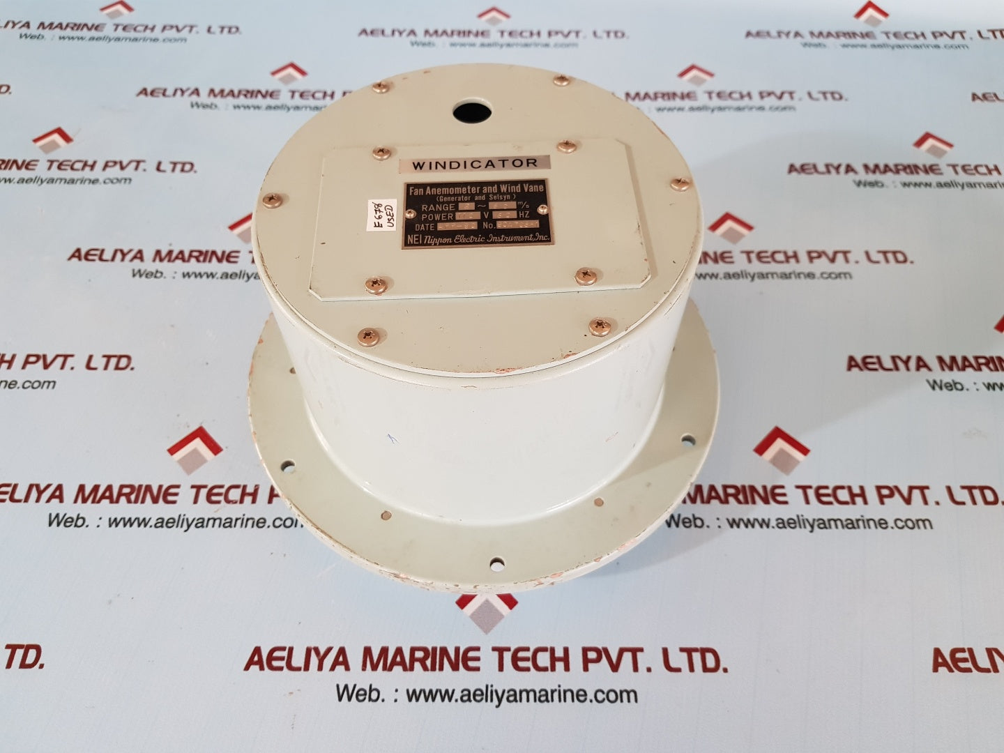 Nei fan anemometer and wind vane speed indicator