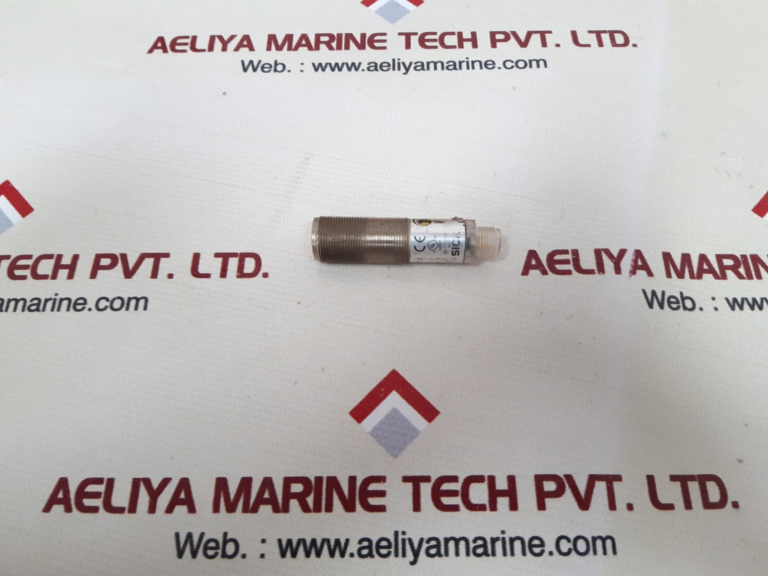 Sick ve180 2p42432 optical sensor