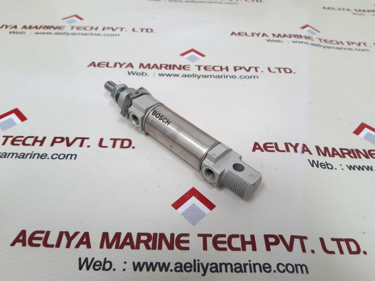 Bosch 0 822 034 202 015 pneumatic cylinder