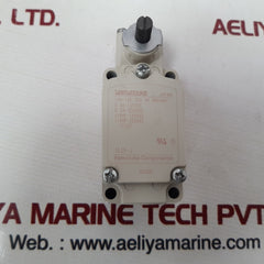 Yamatake 1ls9-j micro switch 125-250vac