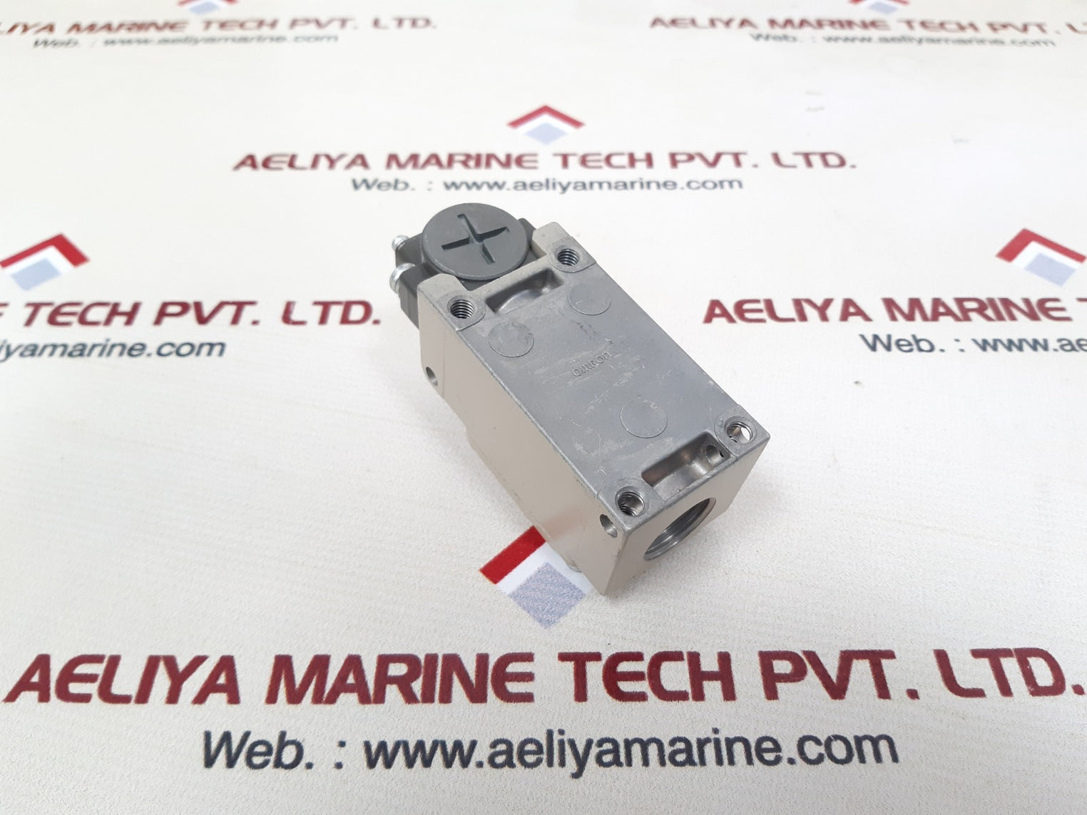Omron wlca12-2n-q limit switch