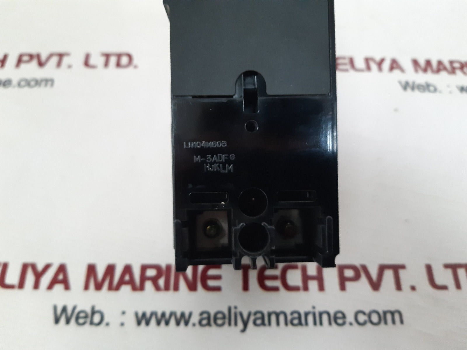 Mitsubishi nf30-sp no-fuse circuit breaker