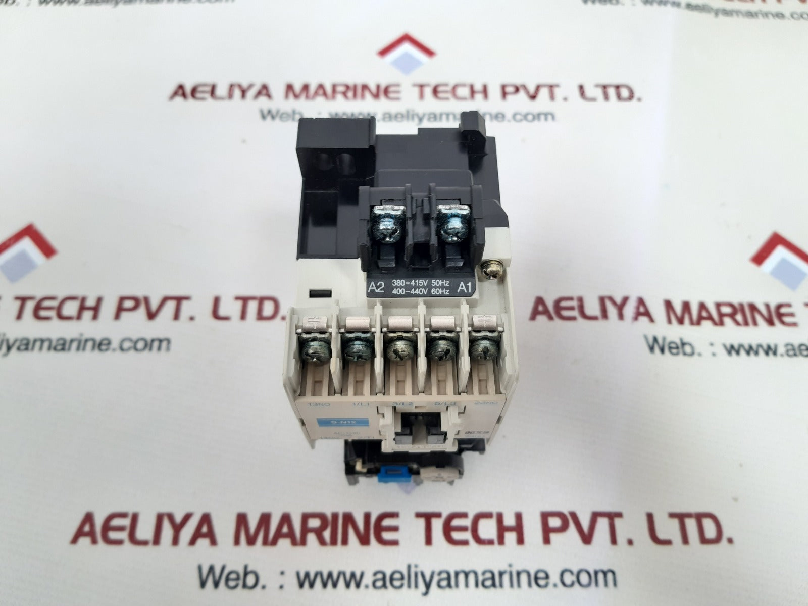 Mitsubishi s-n12 magnetic connector