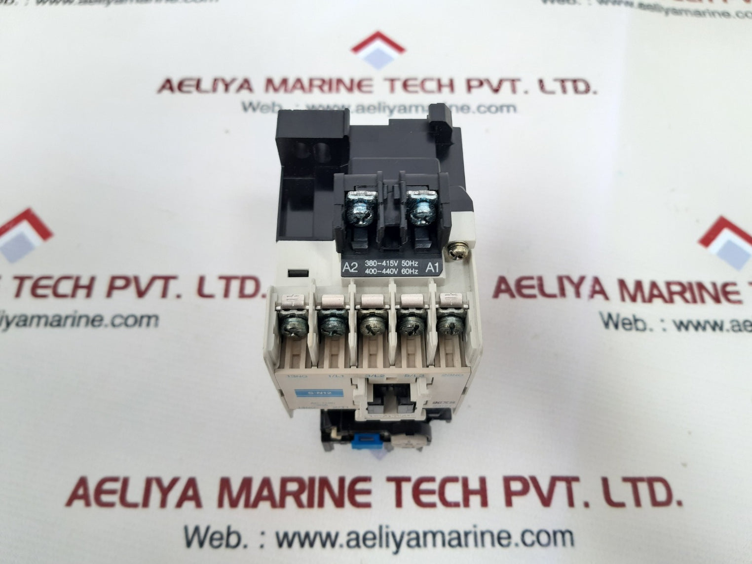 Mitsubishi s-n12 magnetic connector