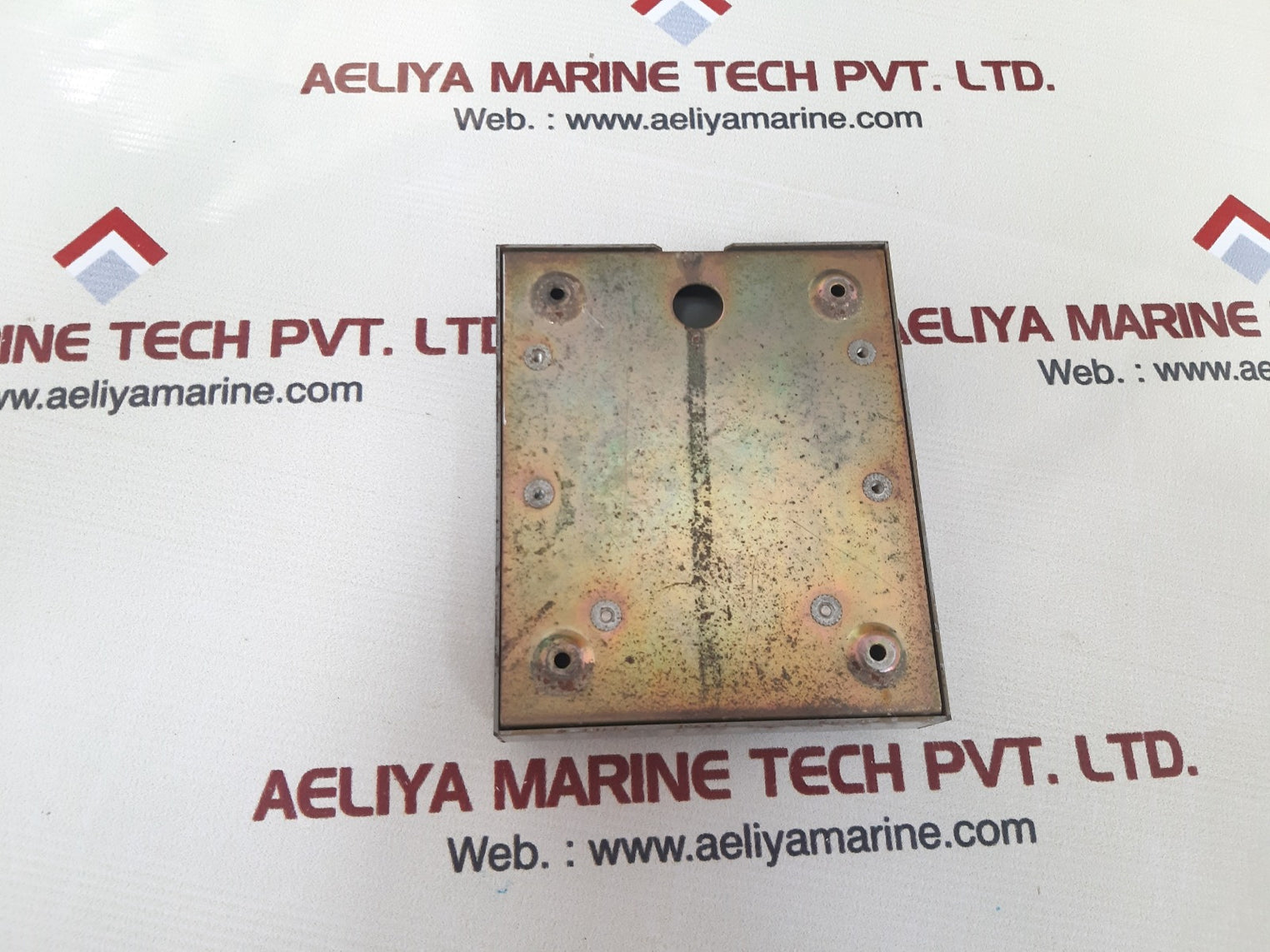 Furuno ic-302 inmarsat-mes distress alert unit