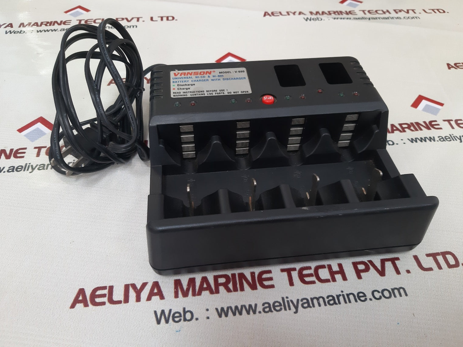 Vanson v-680 battery charger with discharger