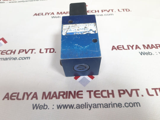 Festo 2200 mch 3-1/4 solenoid valve 