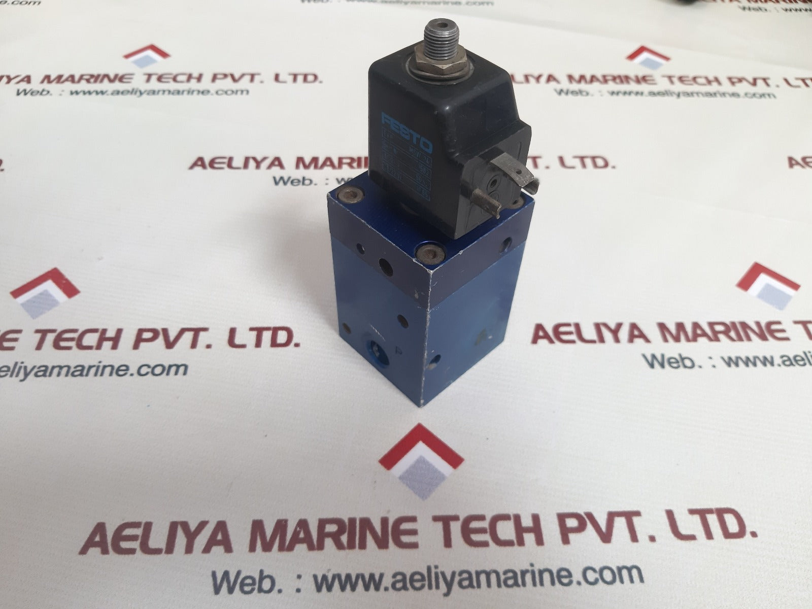 Festo 2200 mch 3-1/4 solenoid valve 